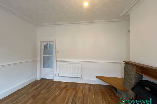 20 Prince Street, Rochdale photo 3