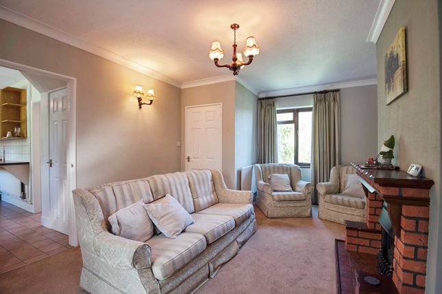 91, Ermine Way, Royston photo 3