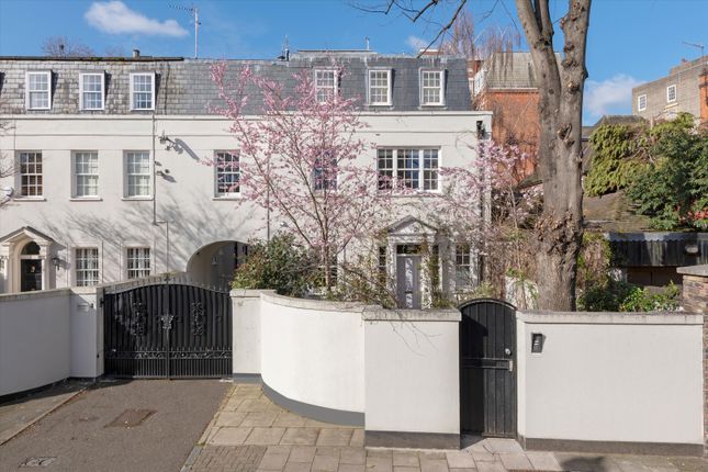 Detached house to rent in Elm Tree Road, London