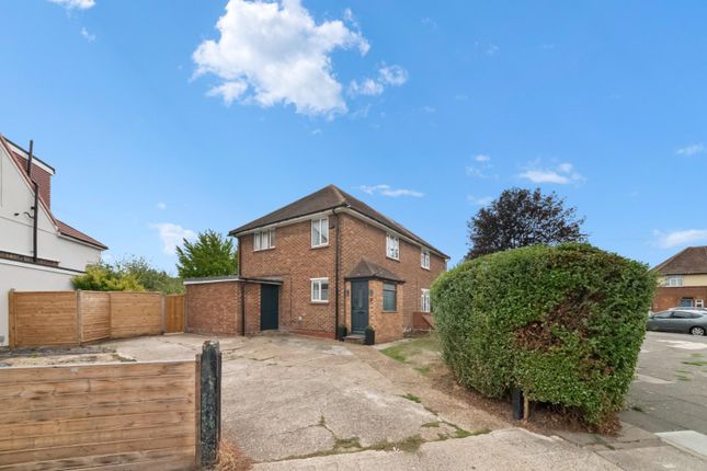 3-bed house on 2, Chestnut Close, Hayes, £625,000