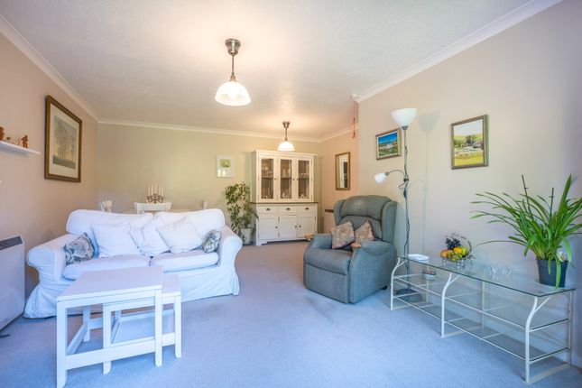 St Philips Court,Flat 10, Sandhurst Road, Tunbridge Wells photo 4