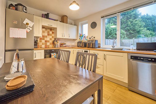 1, Stanley Road, Hinckley photo 2