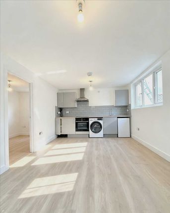 Woolwich Road, belvedere photo 2