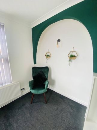 Terraced house to rent in Everleigh Street, Leeds