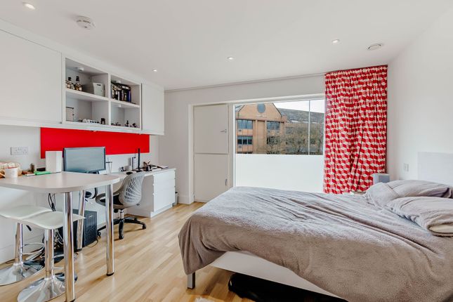 Flat for sale in East Road, Mallory House