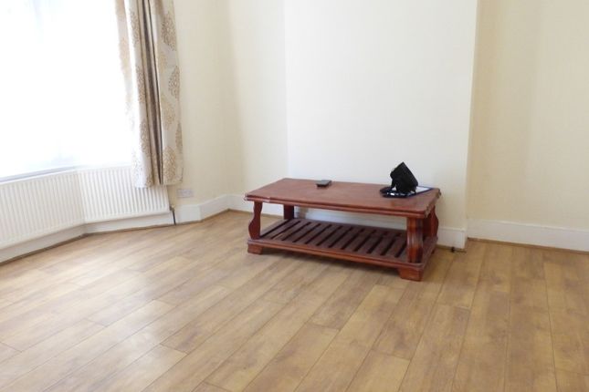 11, Hartley Avenue, London photo 3