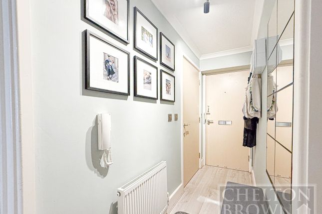 Flat 5, 22, Henry Bird Way, Northamptonshire photo 3