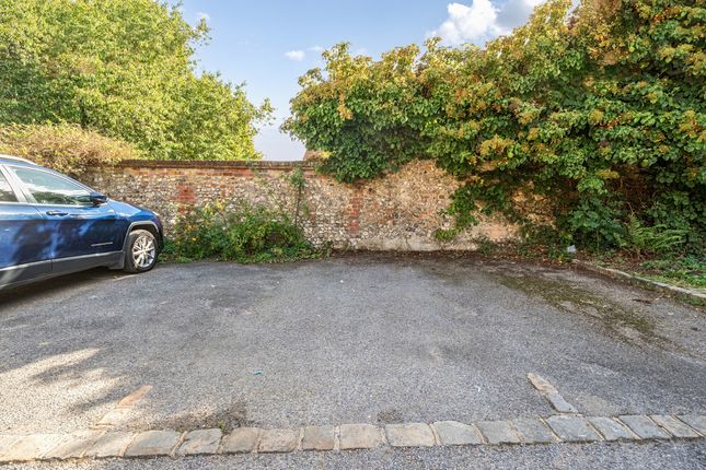 Spring Brook, 49, High Street, Great Missenden photo 3