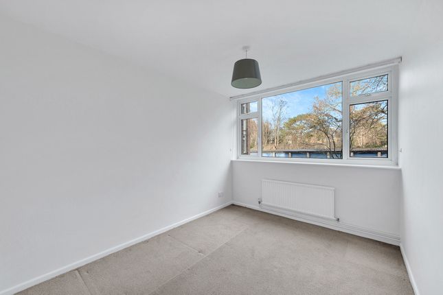 Flat for sale in Albemarle Road, Beckenham