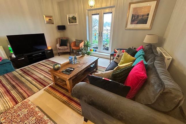 Apt 6, The Sycamores, Pwllycrochan Avenue, Colwyn Bay photo 4
