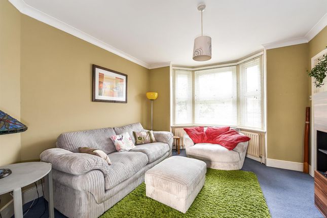 9, Weyhill Road, Andover photo 3