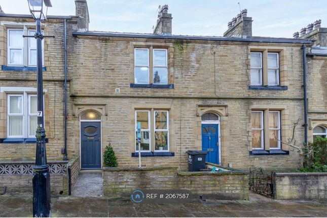 Terraced house to rent in Salisbury Place, Halifax