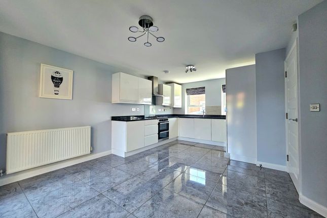 3 Bircher Way, Gloucester photo 4
