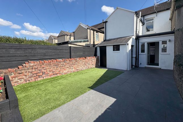 65 Eastland Road, Neath photo 3