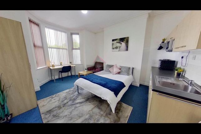 Studio house on Barrfield Road, Salford, £730/mo