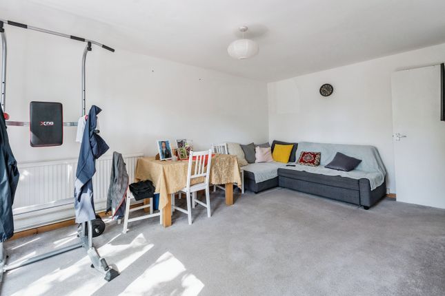 Flat for sale in Roth Walk, Finsbury Park