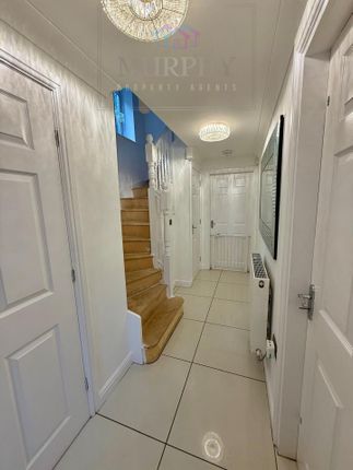 1 Orchard Hill, Castleford photo 2