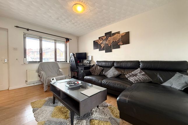16 Briar Way, Aberdare photo 3
