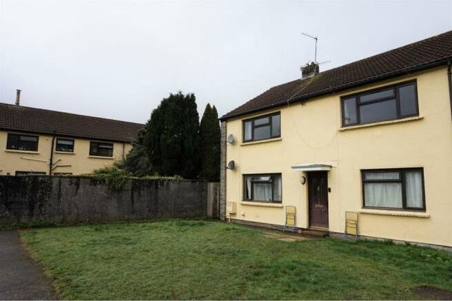 Flat to rent in Brynawel, Bedwas, Caerphilly CF83