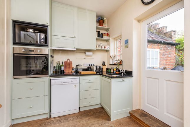 65 Canon Street, Winchester photo 2