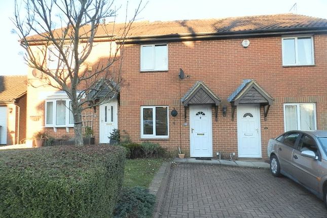 Terraced house to rent in Russell Road, Toddington, Dunstable LU5