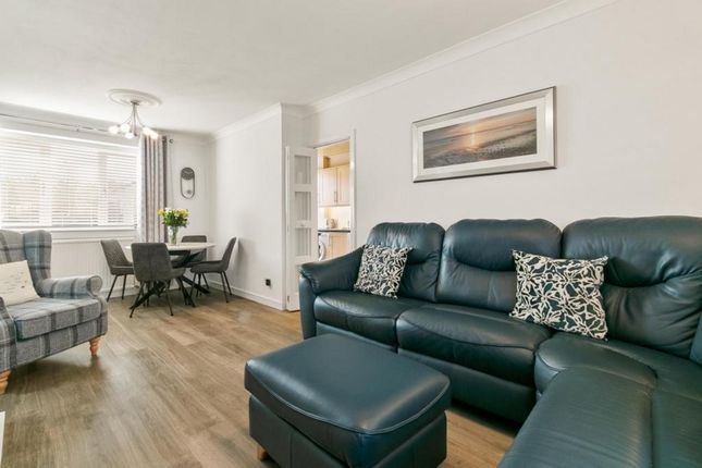 31, Castlemilk Drive, Glasgow photo 4