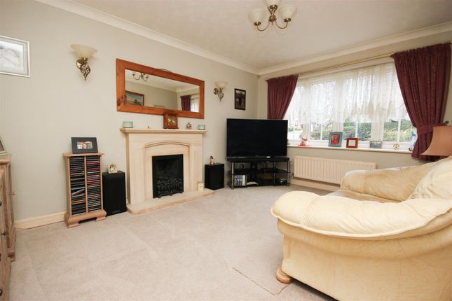 Detached house for sale in Chatsworth Drive, Wellingborough