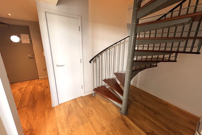Flat 21, Bishopsgate House, Coventry photo 3
