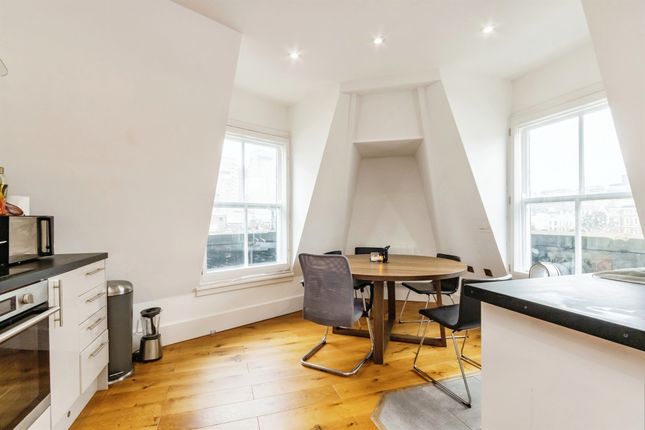 1-bed flat on Apartment 14, 2, South Parade, NOTTINGHAM, £175,000