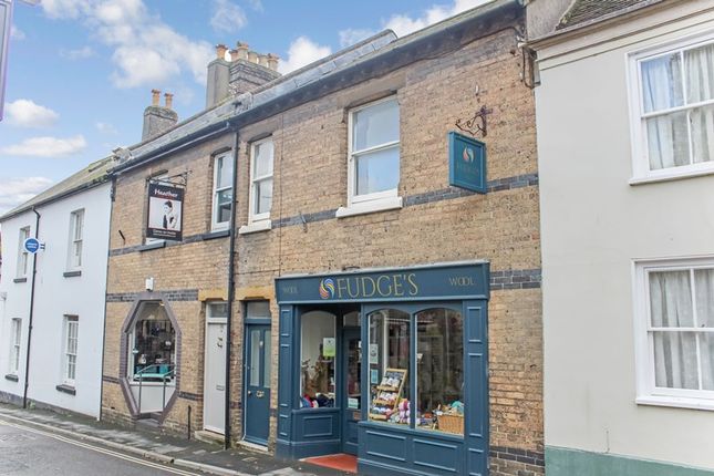 Thumbnail Flat to rent in Durngate Street, Dorchester, Dorset