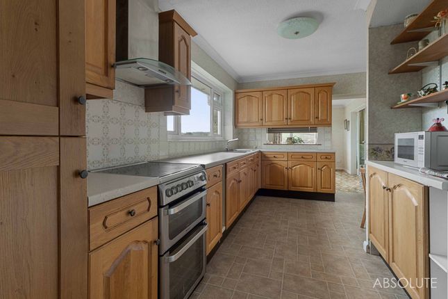34 Higher Warborough Road, Brixham photo 3