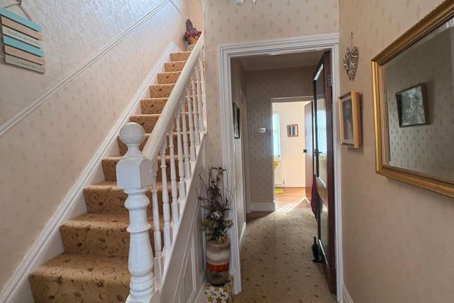 59, High Street, Carmarthenshire photo 2