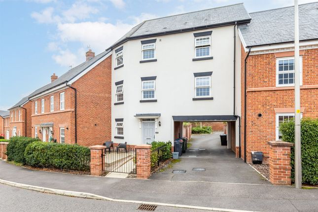 39 Hazelhurst Way, Tarporley photo 3