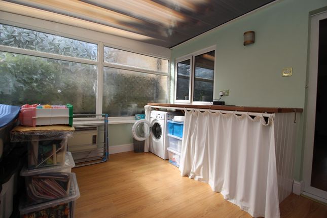 173 Dale Valley Road, Southampton photo 4