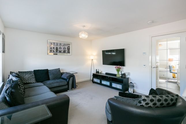 Flat for sale in Grayhills Row, Dundee