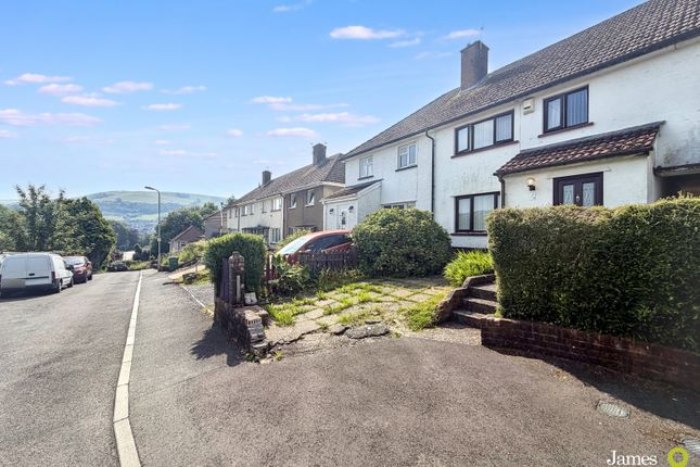 Greenmeadow Close, Glyncoch Pontypridd photo 2