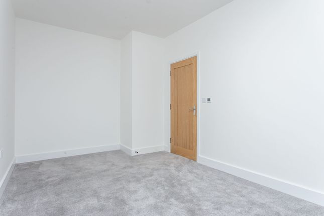 Terraced house for sale in 6 Norfolk Towers Way, Guston