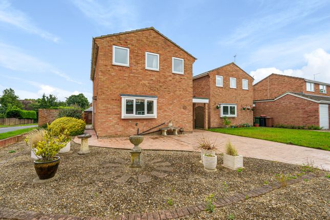 Thumbnail Detached house for sale in Segsbury Road, Wantage, Oxfordshire