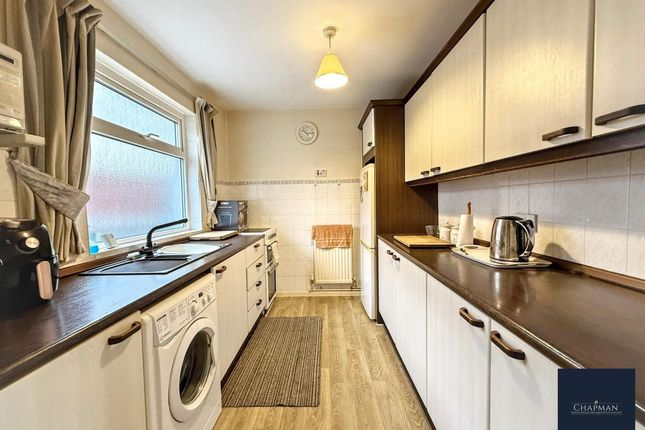 11 Investiture Place, Porth photo 3