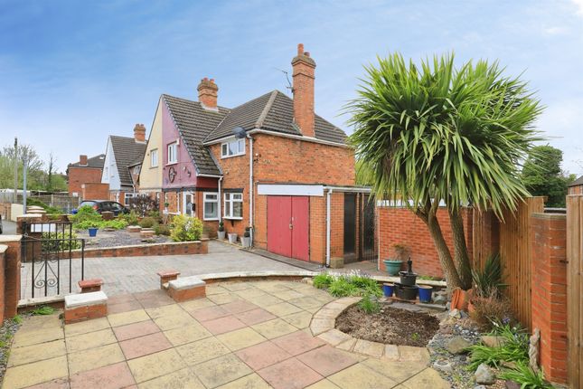 38, Southall Crescent, Bilston photo 2