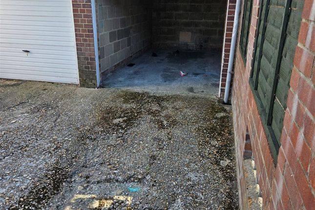Garage, 18, New Road East, Portsmouth photo 3