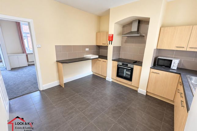 133, Livesey Branch Road, Blackburn photo 5