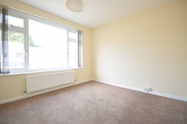 57, Laurel Avenue, Bideford photo 4