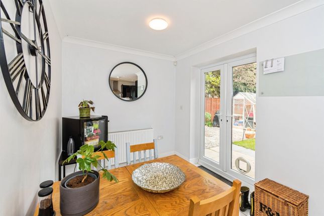 182a, Chestnut Avenue, Eastleigh photo 4