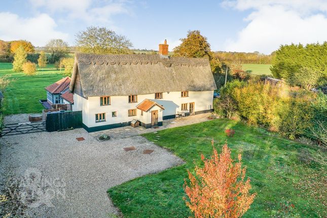 Thumbnail Cottage for sale in The Turnpike, Carleton Rode, Norwich
