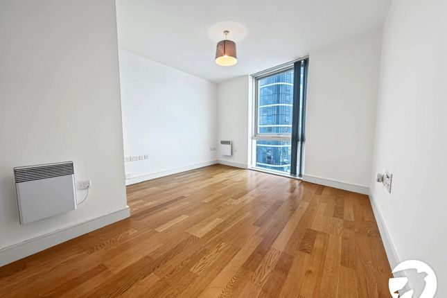 Apartment 30, Marina Point East,, Chatham Quays, Chatham photo 4