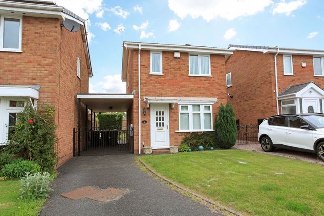 Thumbnail Detached house for sale in Lawford Close, Telford