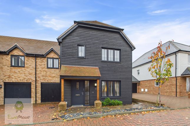 View Of The Front Of The Property