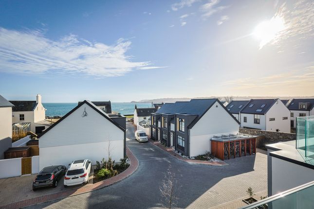Unit 6, Allanson Court, Les Bas Courtils Road, St Sampson's photo 4