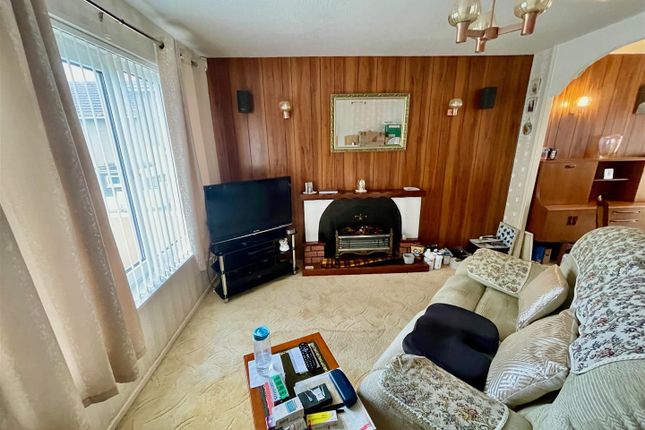 77, Kings Tamerton Road, Plymouth photo 3